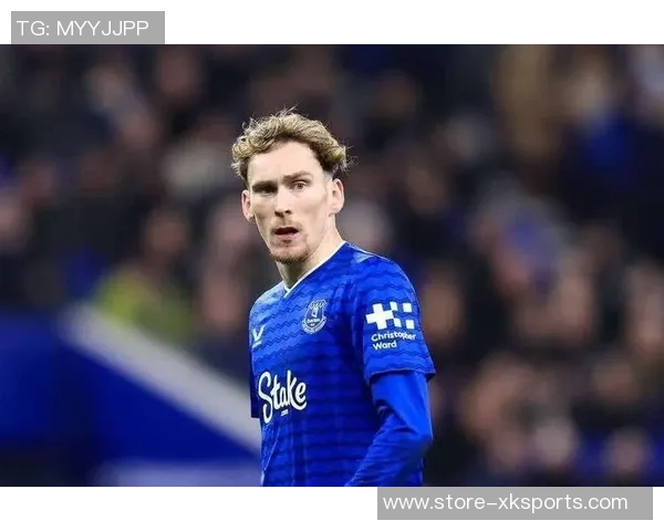 加纳足球历史上最具影响力的明星球员是谁及其成就分析